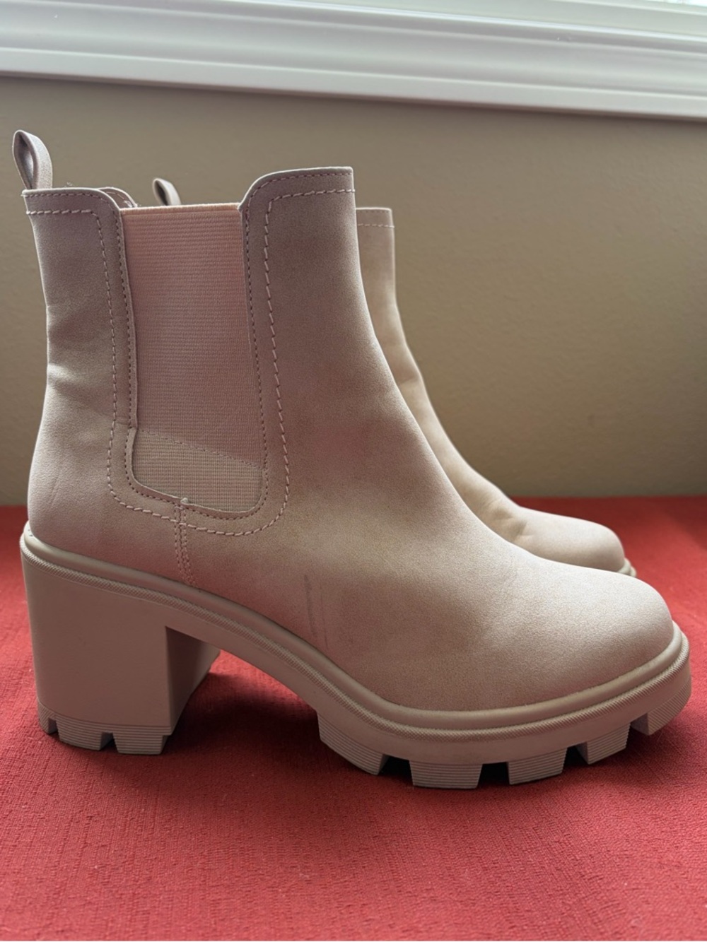 Arizona Jean Company Beige Chunky Chelsea Heeled Boots
